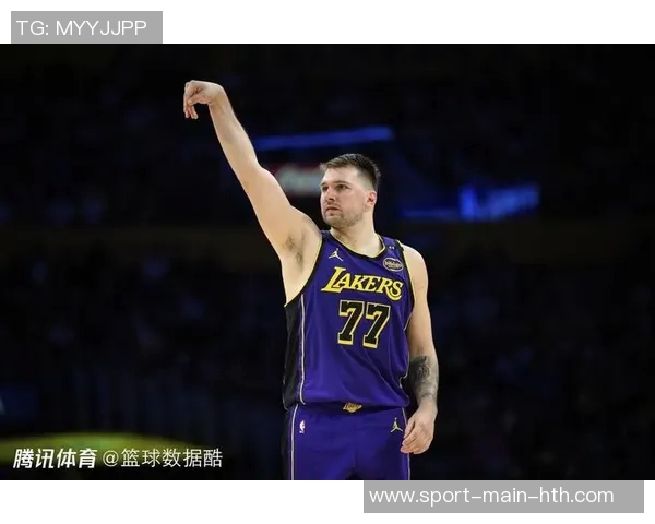 浓眉增重显实力东契奇瘦身展决心达拉斯球队伙食成焦点